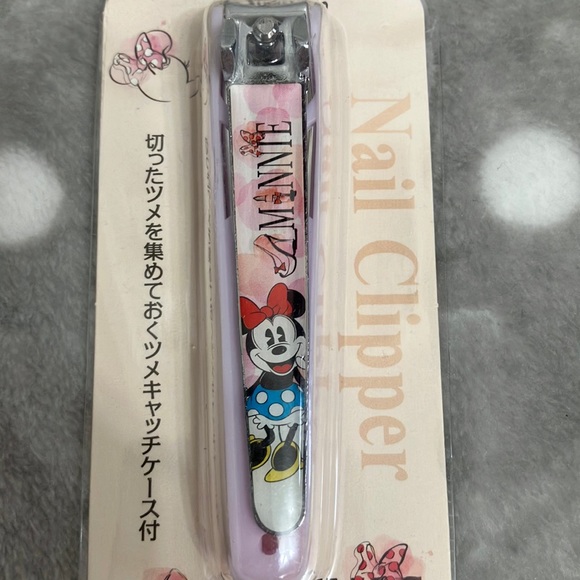 Disney Minnie Mouse Nail Clipper - Picture 2 of 5